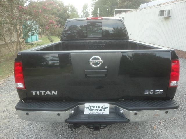 2005 Nissan Titan Unknown