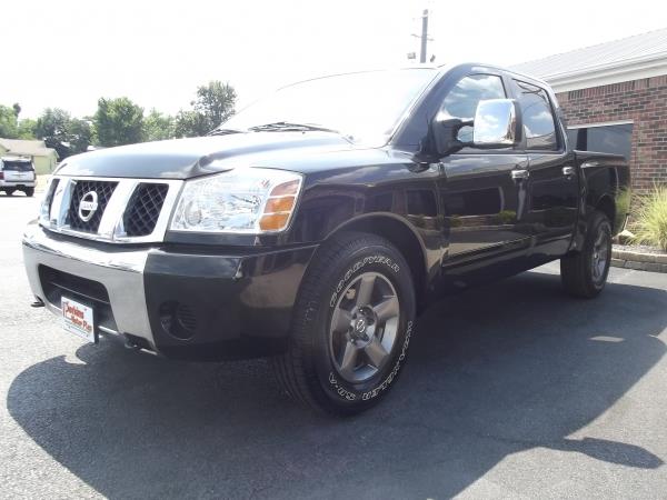 2005 Nissan Titan Lx-4wd