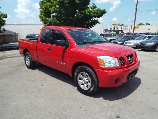 2005 Nissan Titan 3.0is -AWD