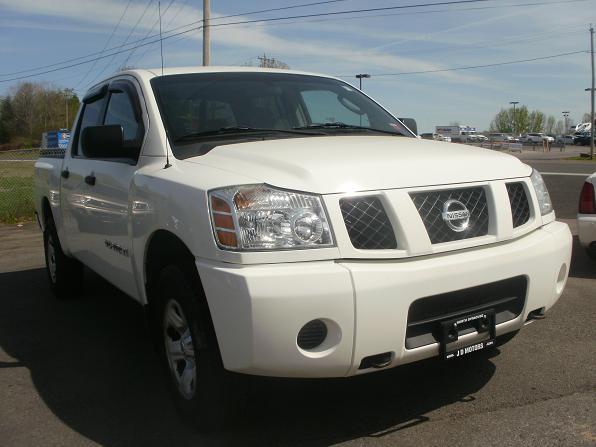 2005 Nissan Titan SE