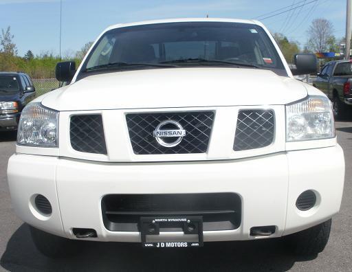 2005 Nissan Titan SE