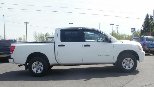 2005 Nissan Titan SE