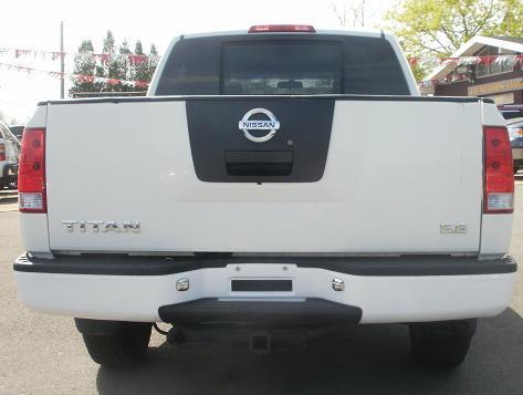 2005 Nissan Titan SE