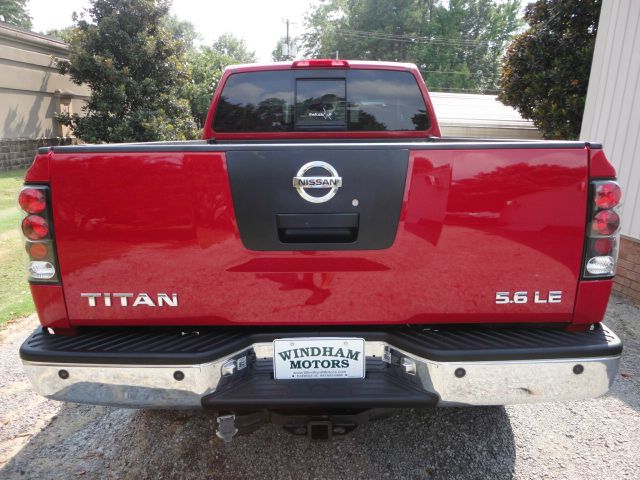 2005 Nissan Titan Unknown