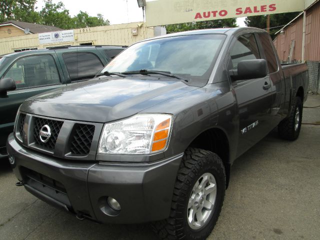 2005 Nissan Titan 4dr Eddie Bauer SUV