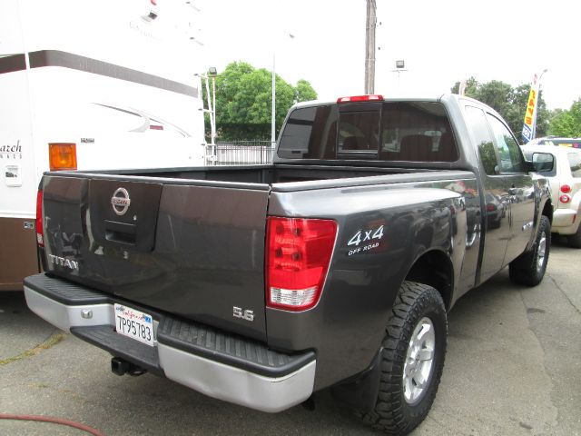 2005 Nissan Titan 4dr Eddie Bauer SUV