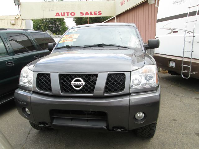 2005 Nissan Titan 4dr Eddie Bauer SUV