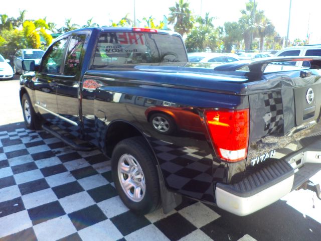 2005 Nissan Titan SL K-15