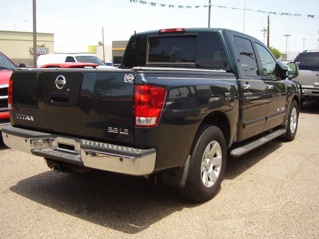 2005 Nissan Titan SLE Z71 Crew Cab Short Bed 4X4