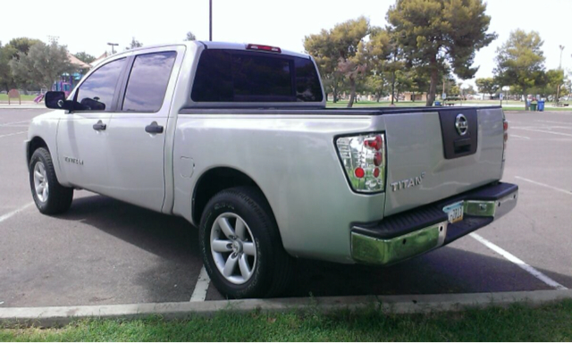 2005 Nissan Titan SLE Z71 Crew Cab Short Bed 4X4