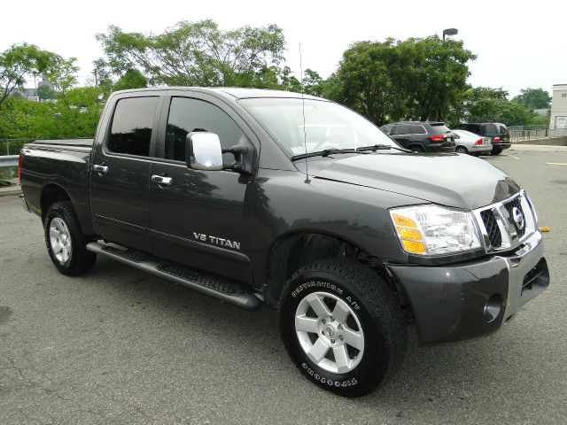 2006 Nissan Titan GLS Touring A/T