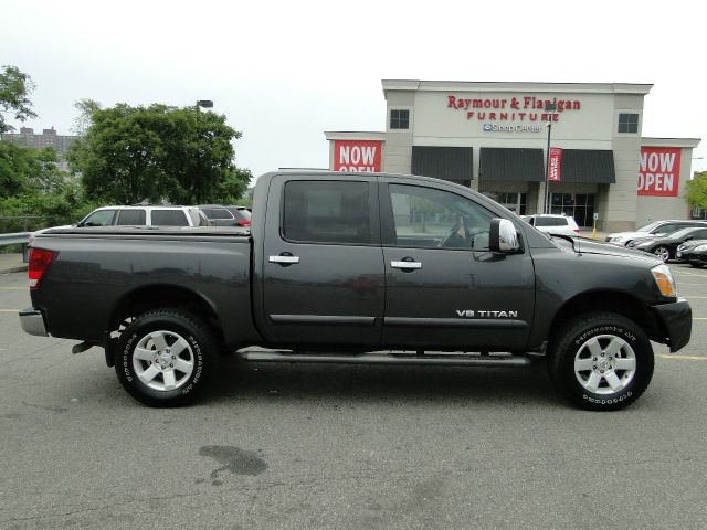 2006 Nissan Titan GLS Touring A/T