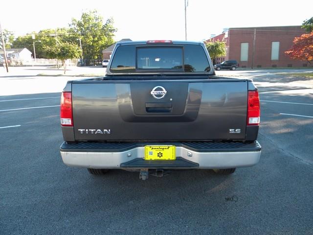 2006 Nissan Titan SE