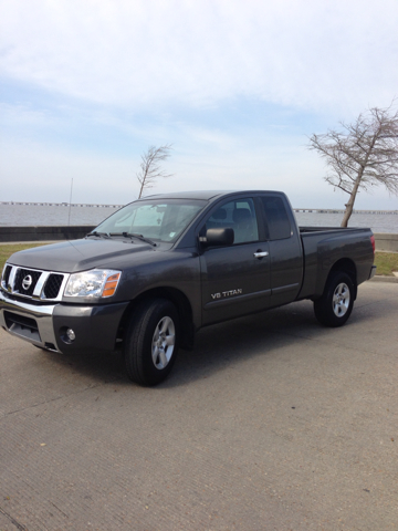 2006 Nissan Titan SE 2WD