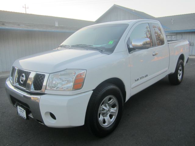 2006 Nissan Titan 3.0is -AWD