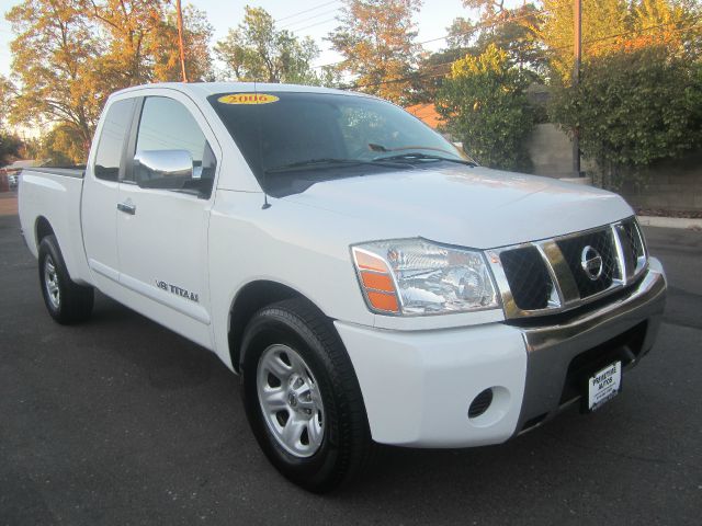 2006 Nissan Titan 3.0is -AWD