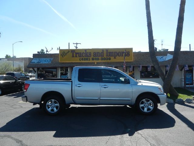 2006 Nissan Titan SLE Z71 Crew Cab Short Bed 4X4