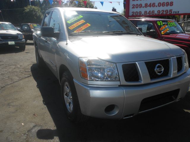 2006 Nissan Titan SE 2WD