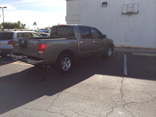 2006 Nissan Titan SLE Z71 Crew Cab Short Bed 4X4