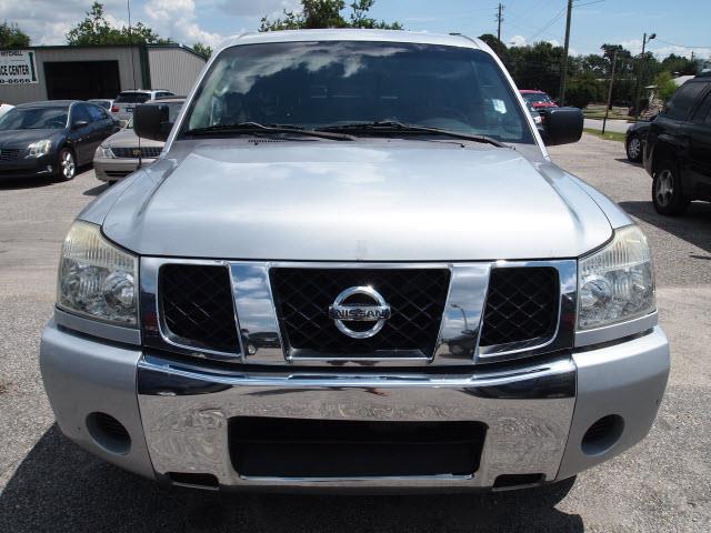 2006 Nissan Titan SE