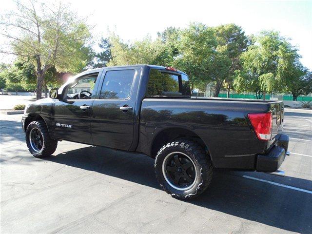 2006 Nissan Titan GLS Touring A/T