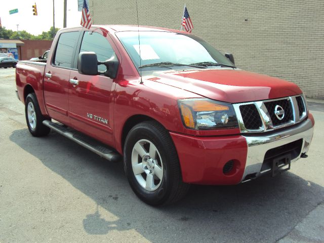 2007 Nissan Titan SLE Z71 Crew Cab Short Bed 4X4