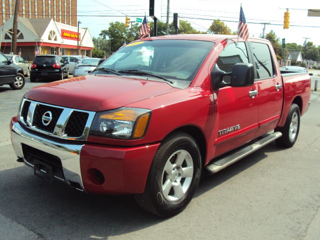 2007 Nissan Titan SLE Z71 Crew Cab Short Bed 4X4