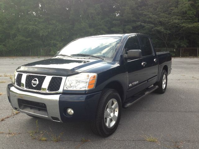 2007 Nissan Titan SE 2WD