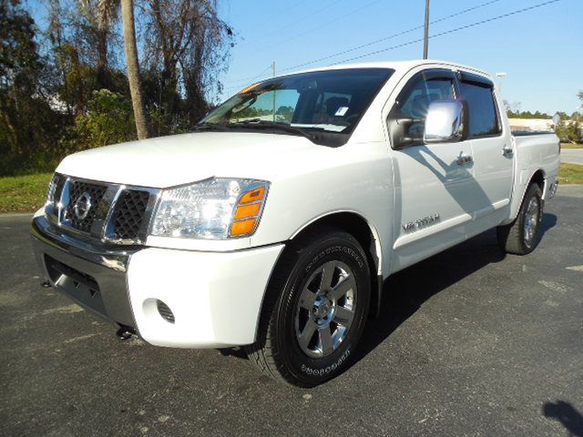 2007 Nissan Titan 4X4 Le3rd Rowone Owner