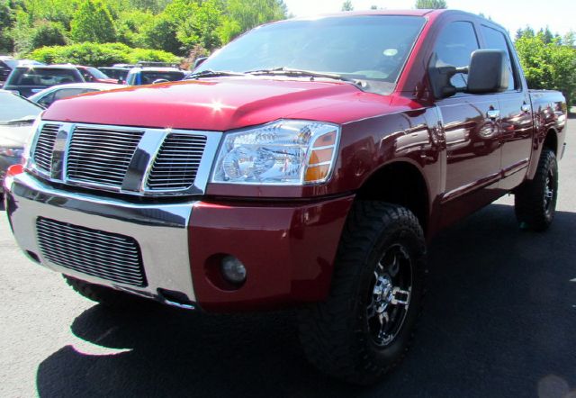 2007 Nissan Titan SLT EXT CAB 4X2