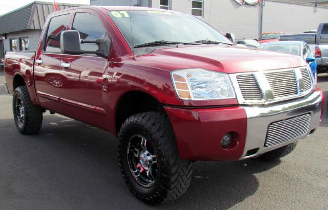 2007 Nissan Titan SLT EXT CAB 4X2