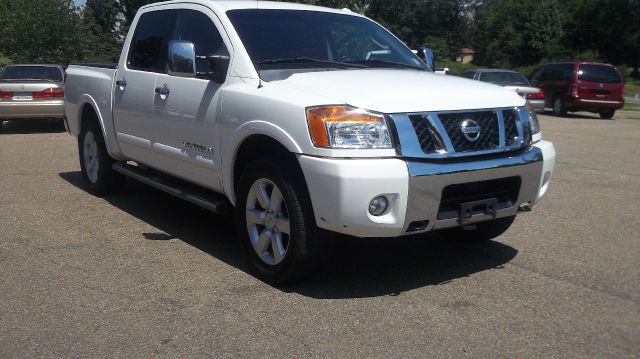 2008 Nissan Titan 4d,ac,pw,sunroof,leather