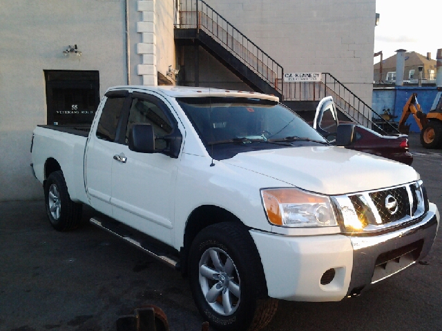 2008 Nissan Titan Unknown