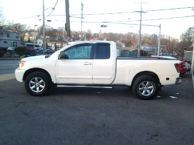 2008 Nissan Titan Unknown