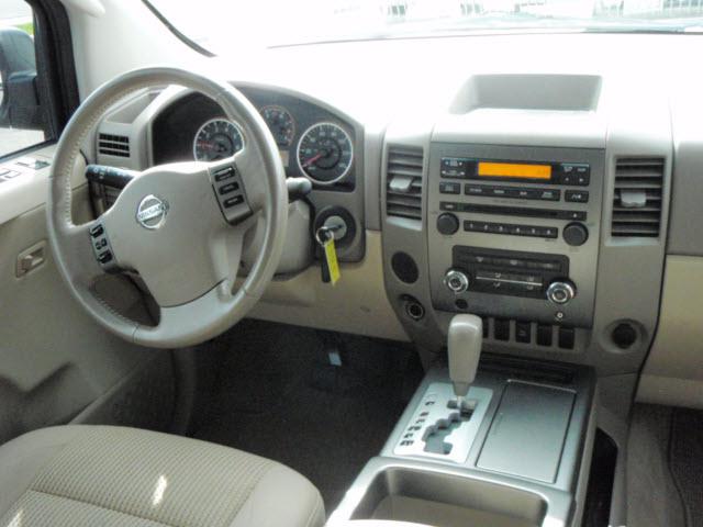 2008 Nissan Titan GLS