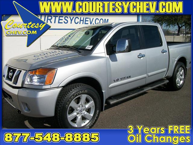 2008 Nissan Titan SE 2WD