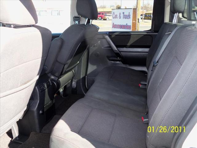 2008 Nissan Titan 2500 High Roof 158 WB