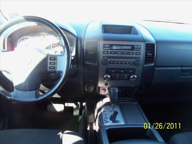 2008 Nissan Titan 2500 High Roof 158 WB