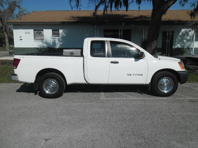 2008 Nissan Titan Luxury R350 4D Utility