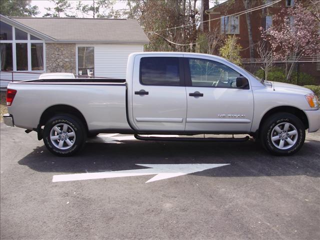 2008 Nissan Titan SE