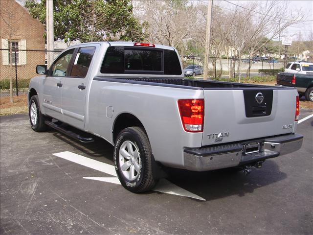 2008 Nissan Titan SE