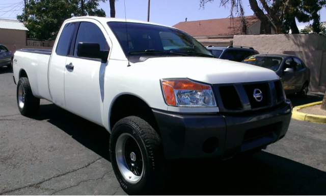 2008 Nissan Titan Hybrid/touring