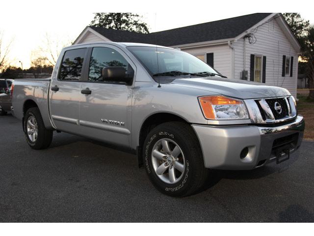 2008 Nissan Titan GLS