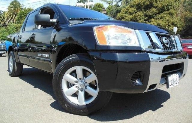 2009 Nissan Titan Base Www.escromotors2.com