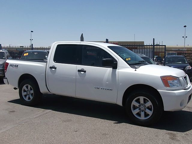 2009 Nissan Titan Base Www.escromotors2.com