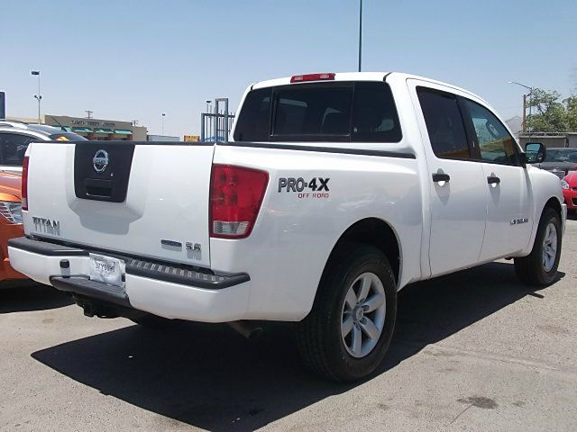 2009 Nissan Titan Base Www.escromotors2.com