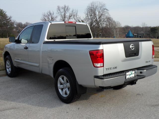 2010 Nissan Titan SE