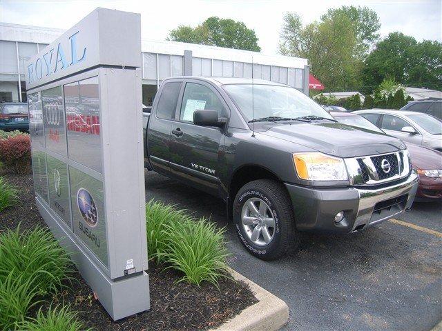 2010 Nissan Titan SE