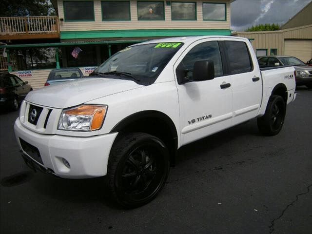 2011 Nissan Titan Unknown