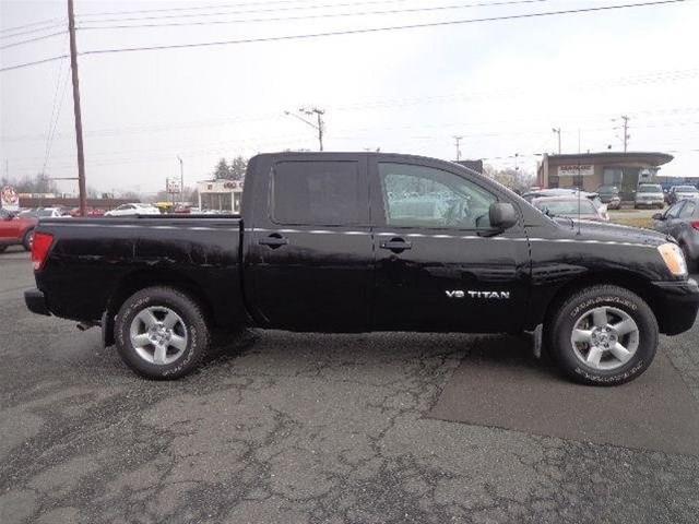 2011 Nissan Titan XR